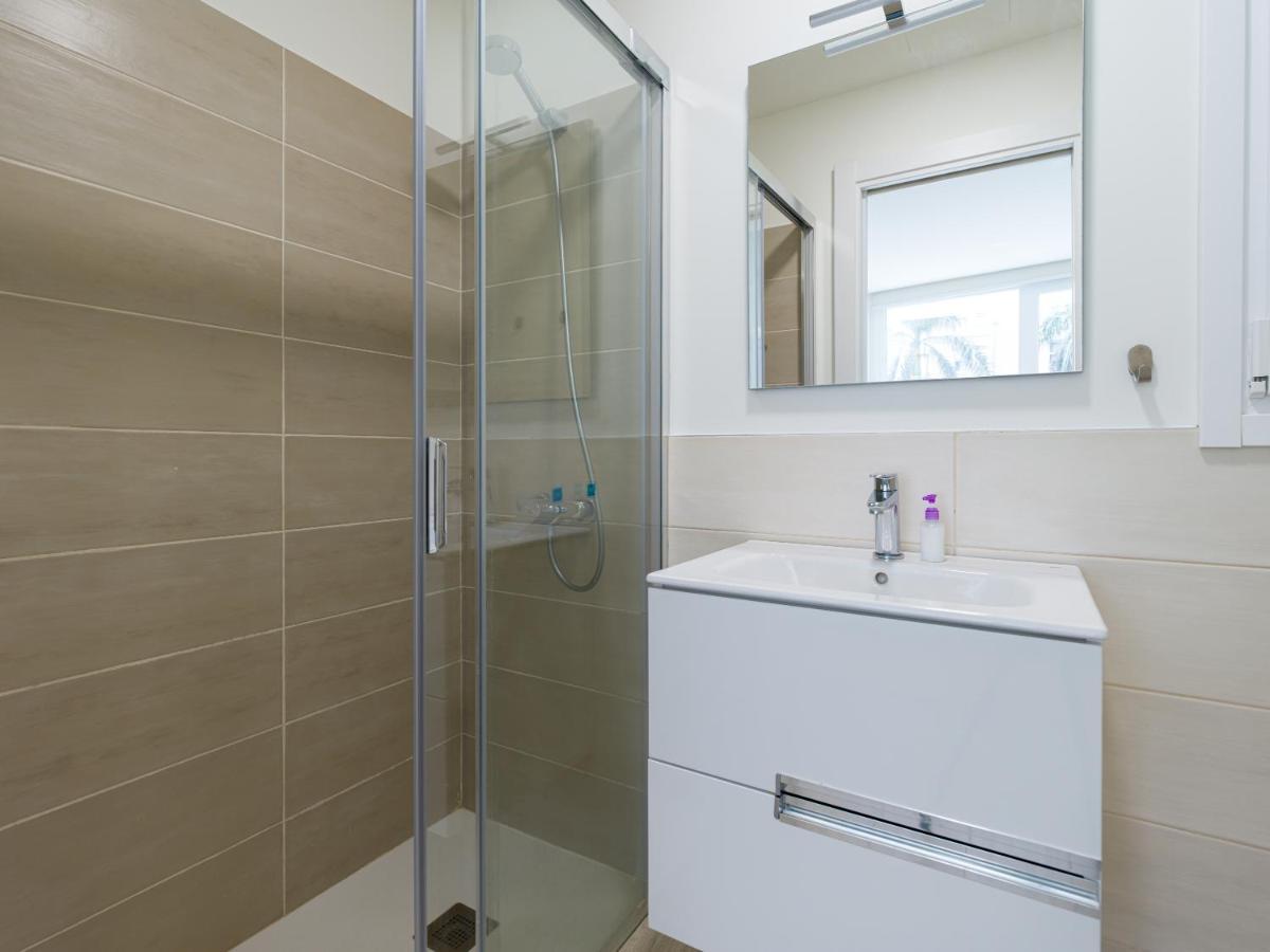 Homeforguest Modern Apartment In Las Canteras With Parking Las Palmas de Gran Canaria Dış mekan fotoğraf