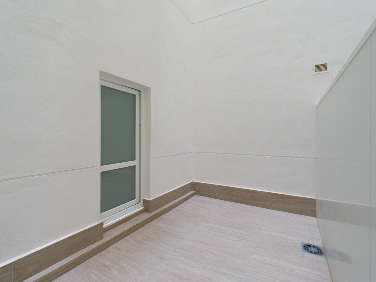 Homeforguest Modern Apartment In Las Canteras With Parking Las Palmas de Gran Canaria Dış mekan fotoğraf